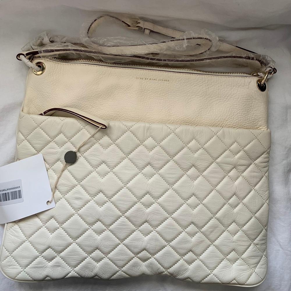 Marc by Marc Jacobs Leche White Quilted Italian Leather Crossbody Bag #614‎